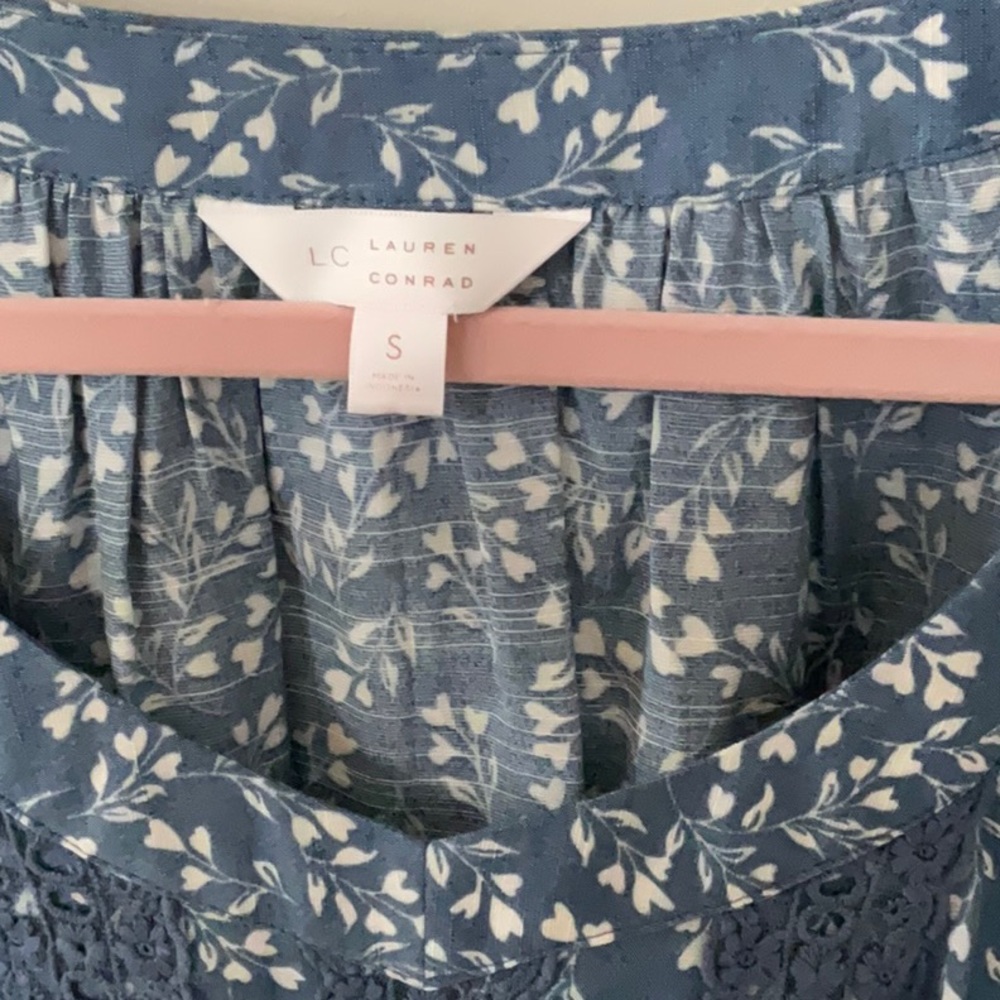 Lauren Conrad blue peasant blouse - Picture 3 of 6